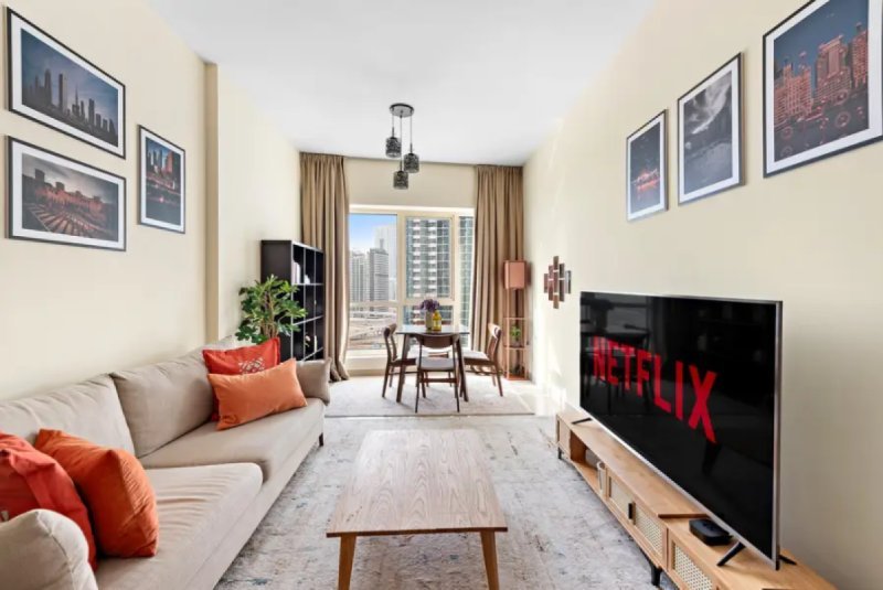 Homey Touch 2BR In Icon Tower 1, JLT Cluster M, Jumeirah Lake Towers (JLT)