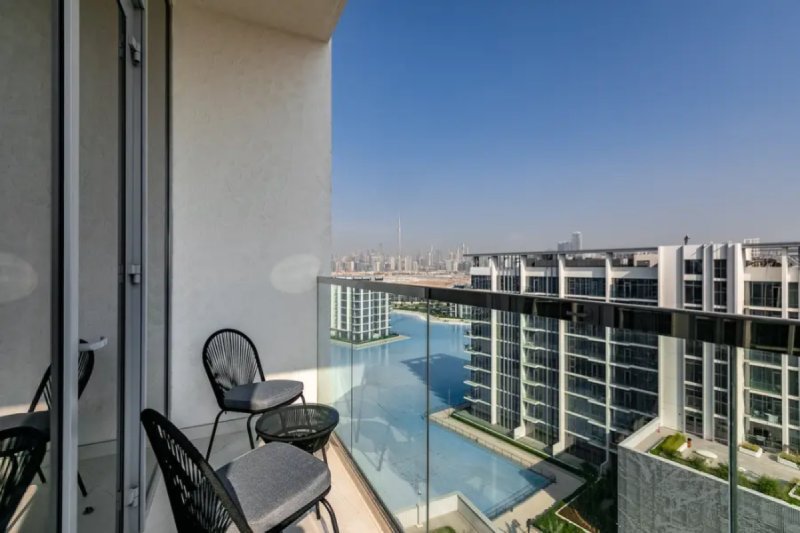 1BDR Lagoons and Burj Khalifa View I District One