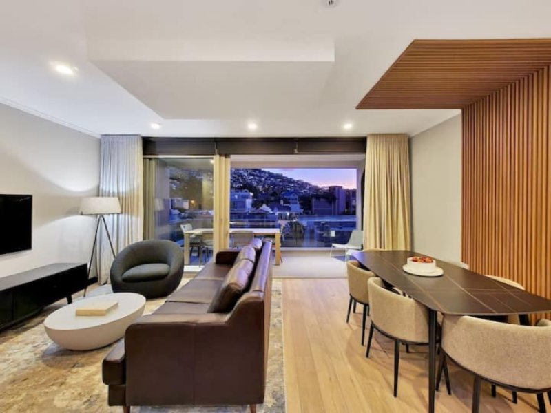 Spacious Elegance 2 Bedrooms In The Heart Of Fresnaye