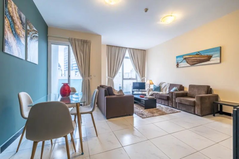 Modern 1BDR in Kensington Manor, JVC / with balcony