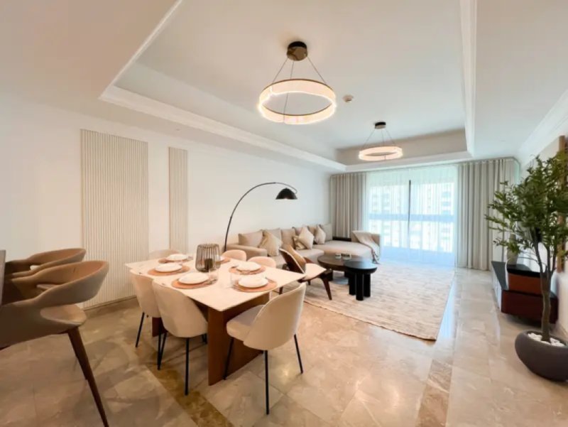 Serene 1-Bedroom Haven: Your Peaceful Escape in North Fairmont, Palm