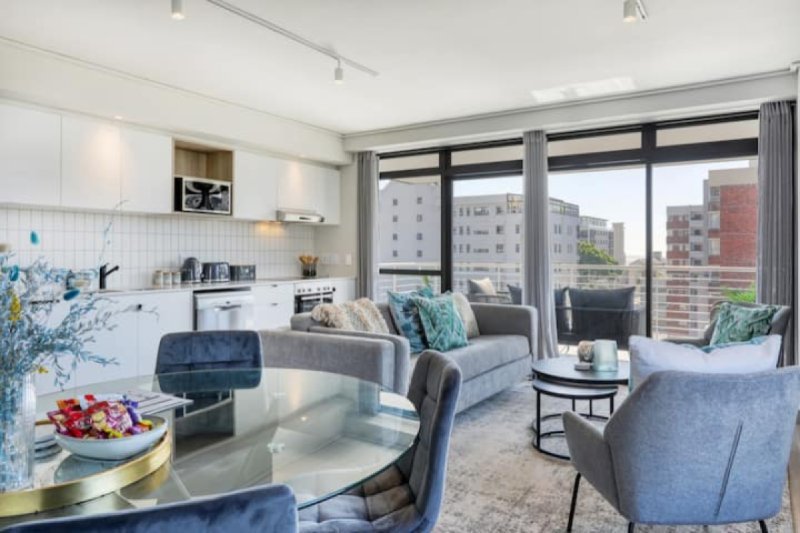 2 Bedrooms Central modern Sea point Gem