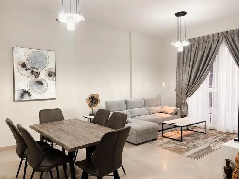 Modern 2BR, Sparkle Tower Dubai Marina