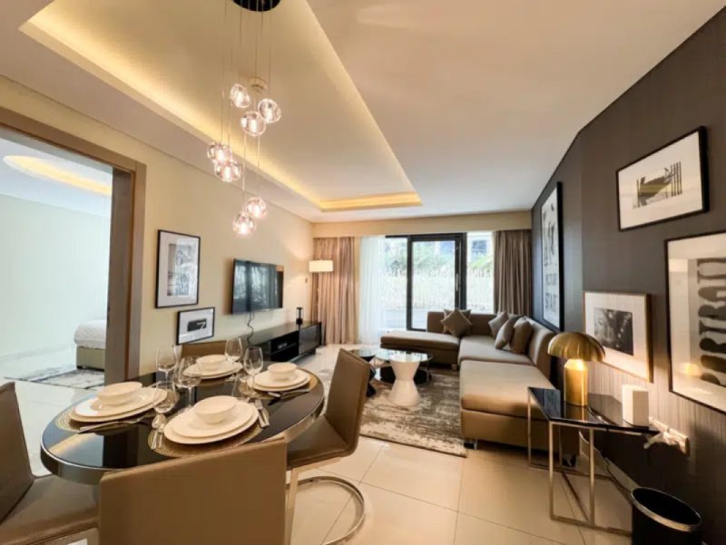 Luxurious 2BR Stunning Views in Damac Paramount