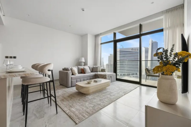 Upgraded 1BR | Luxury Furnished | Burj Khalifa View | Peninsula, Business Bay