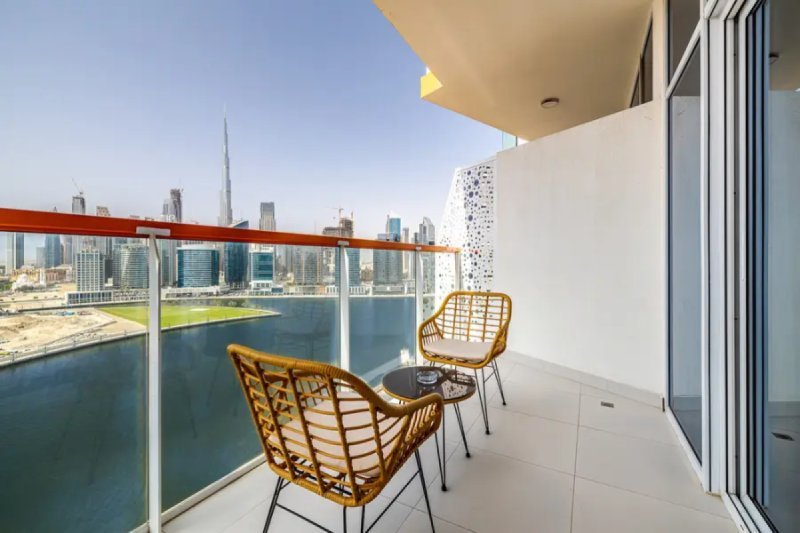 Stylish Studio | Stunning Canal View | Flexible Terms | Millennium Binghatti, Business Bay