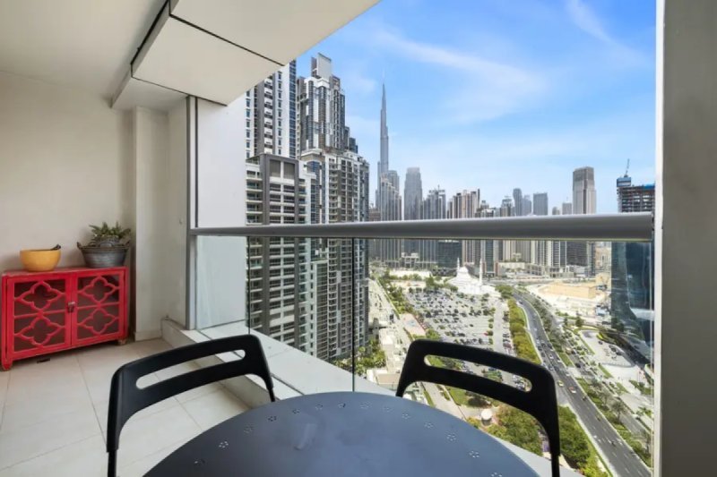 Stunning 3 BR + Maids | Burj Khalifa City View | Executive Tower, Business Bay