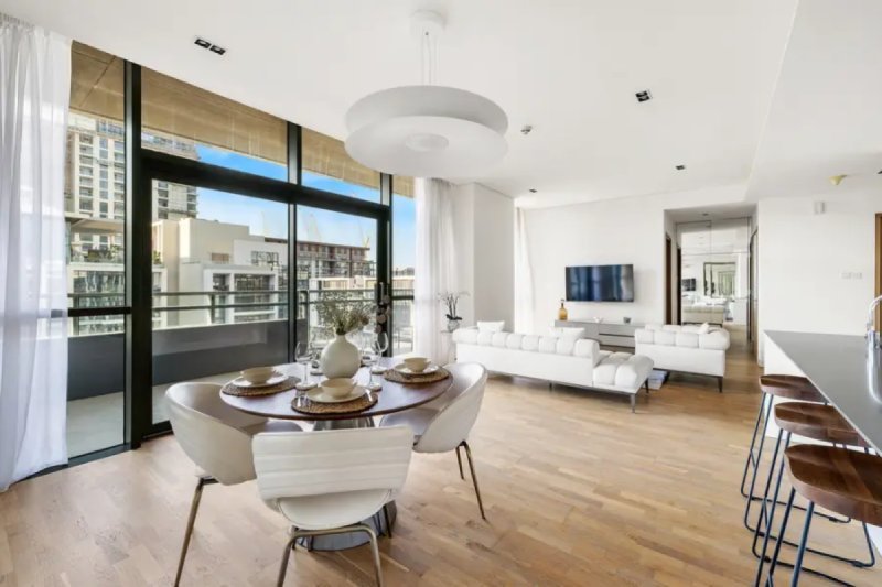 Classy 1 BR | Family Living | Great Amenities | City Walk