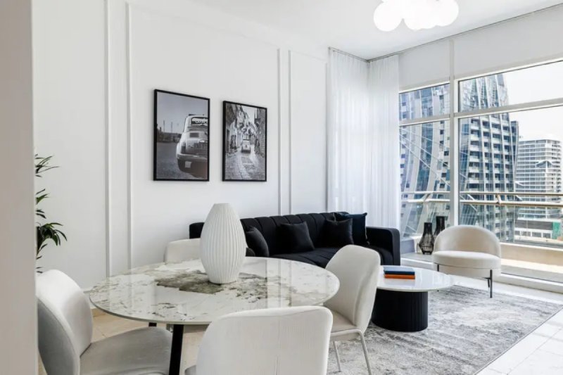 Spacious 2 BR | Near Downtown | Bay Square, Business Bay