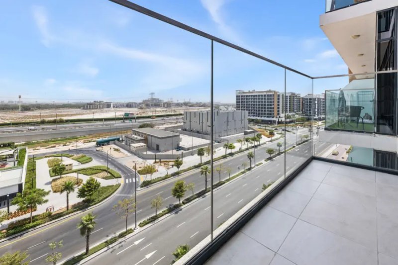Stylish 1 BR | Ready to Move in | Great Amenities | Azizi Riviera 44