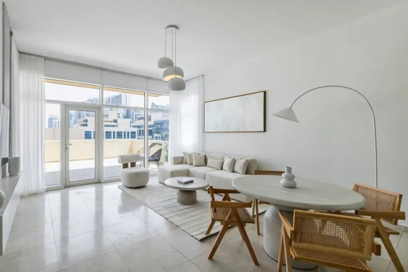 Stylish 1BR + Study with Modern Layout | Prime Location | Bay Square, Business Bay