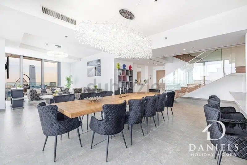 4BR Superior Duplex in Stella Maris, Marina View 