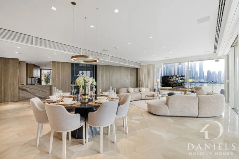 Daniels 4BR Penthouse at Five Palm with Private Pool