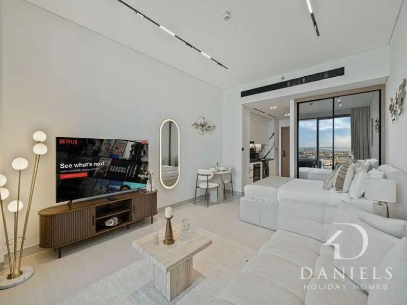 Daniels Studio with Private Jacuzzi & Canal View