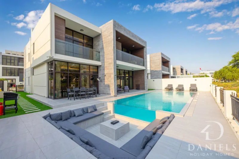 Luxury 5BR Villa with Private Pool & View | Veneto, DAMAC Hills