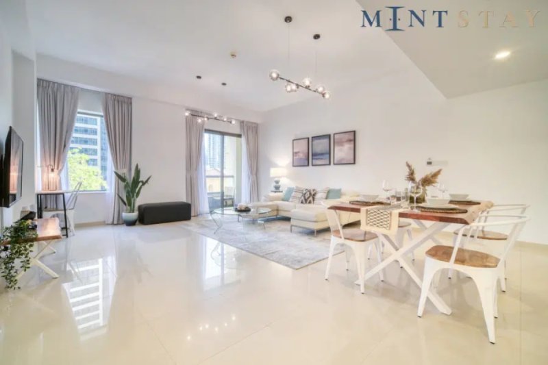 JBR Gem: Spacious 1BR Apt with Balcony | Bahar 1, JBR