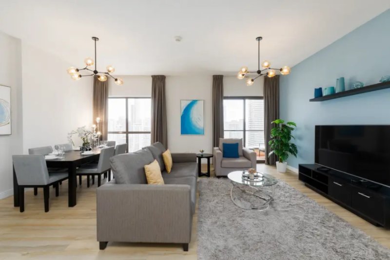 Chic JBR 2BR w/ Pool and Gym, Marina Views | Shams 1, JBR