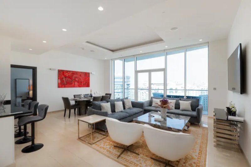 Royal Seaside 2BR Retreat w/ Balcony at the Oceana, Palm Jumeirah