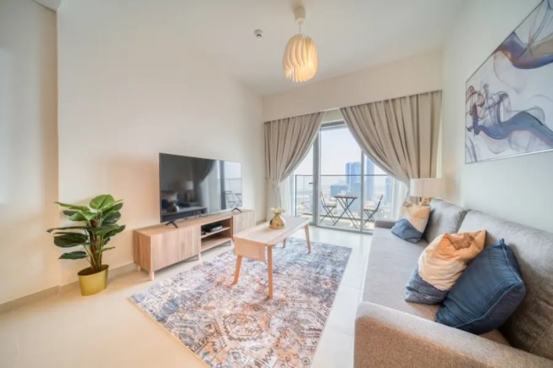 City Lights and Luxury Living 1BR, Close to Dubai Mall | Burj Royale, Downtown Dubai