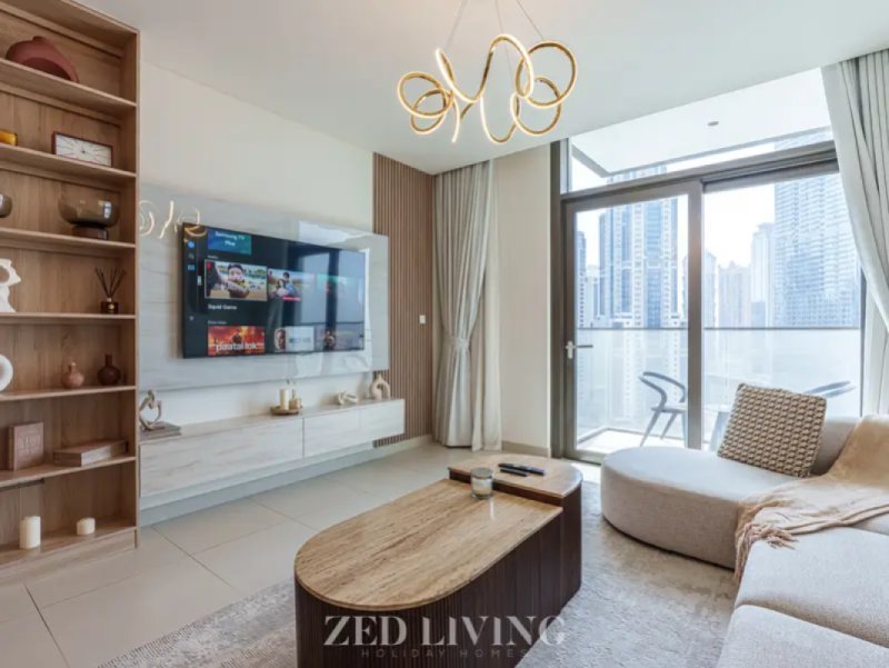 Downtown 2BR | Walk to Burj Khalifa + Dubai Mall ( Burj Crown)