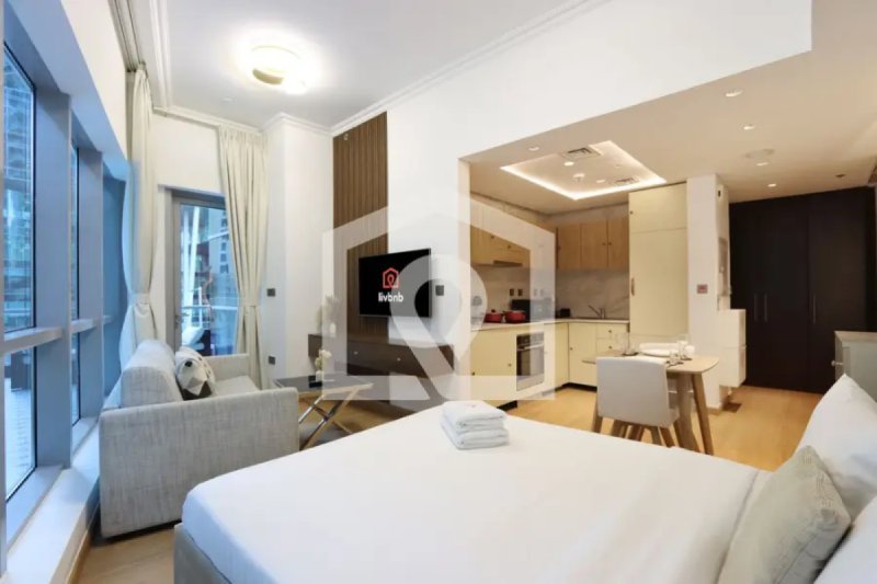 BILLS INCLUDED | Stylish Studio with Spacious Balcony | Exclusive Deals | Walk to Beach | Bay Central, Dubai Marina