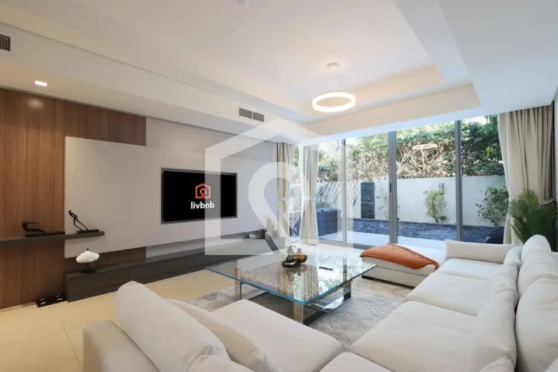 Livbnb-Tranquil Family Home, 4BR with Maid's Room Gardenia, Wasl Gate