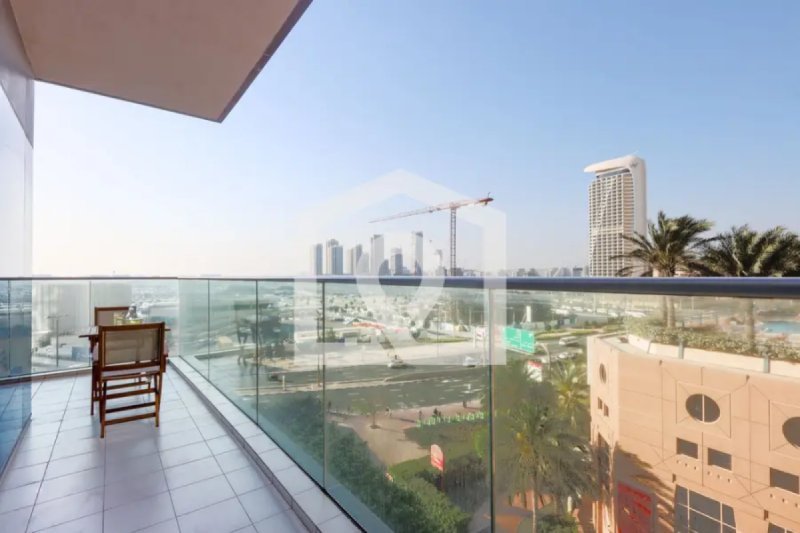 1BR with Balcony, Steps from JBR & Marina Walk