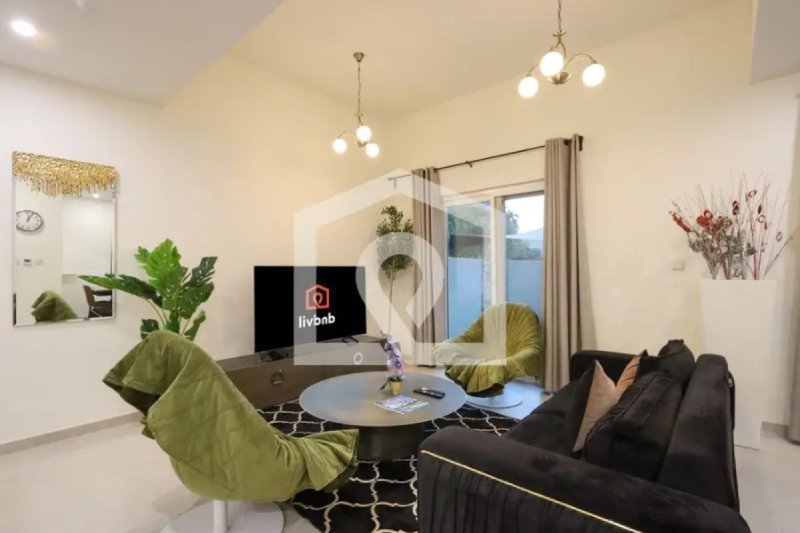 Livbnb- Classy 3BR+Maid's Villa with Private Patio