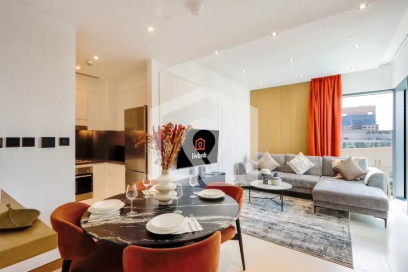 1BR Gem with Stunning Marina Views, Close to Metro