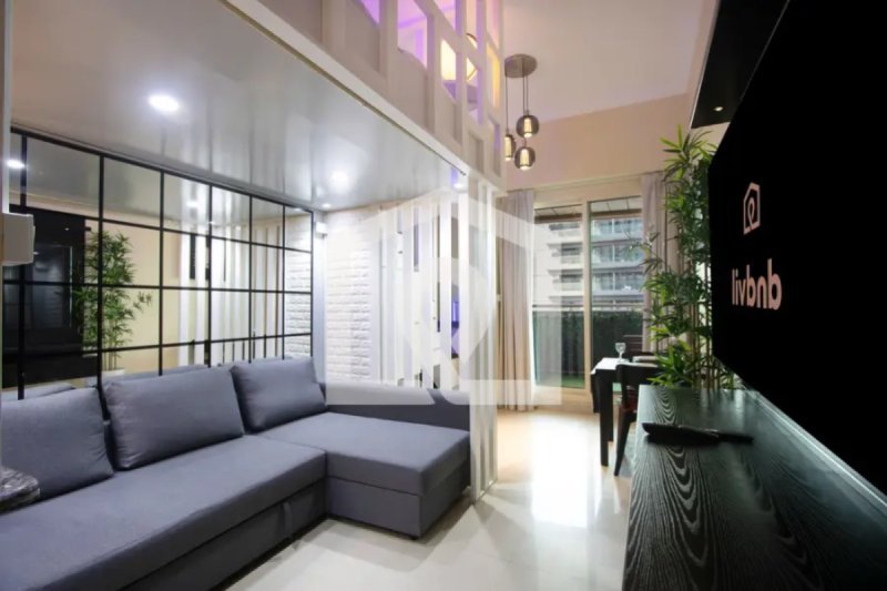 Modern Loft 1BR with Huge Balcony Next to Metro and Marina Walk