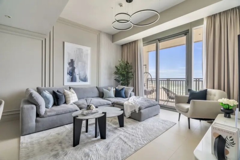 Stay cool, stay stylish sea view in 52|42 Tower | 1 Bed