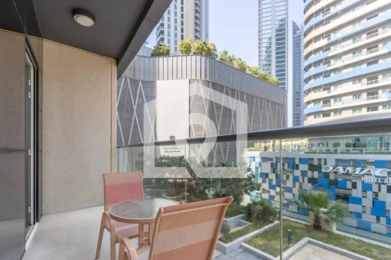 Livbnb-Bright & Homey 2B+Maid's in Downtown