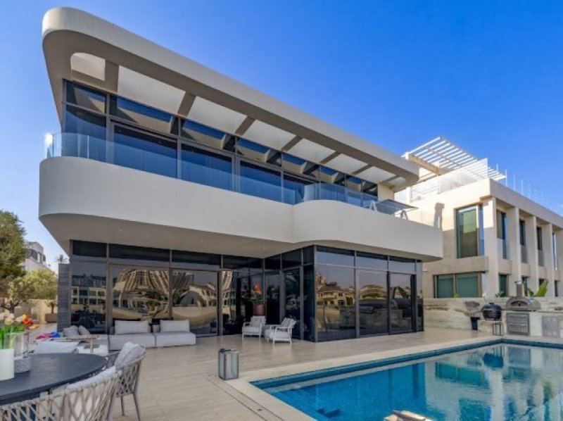 Premium 5BR Villa | Palm Jumeirah | Beach Access