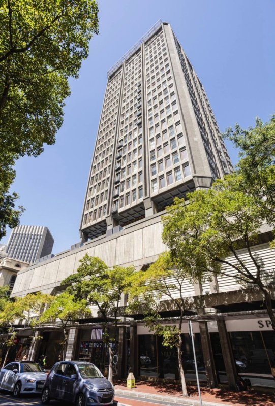 2 Bedrooms Apartment — Cartwrights Corner, Cape Town CBD