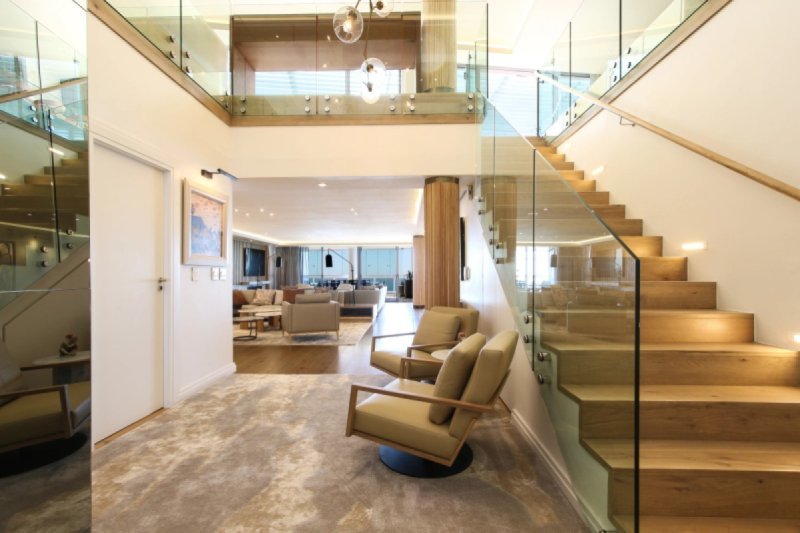 Bella Vista – 4BR Oceanfront Elegance Penthouse in Mouille Point