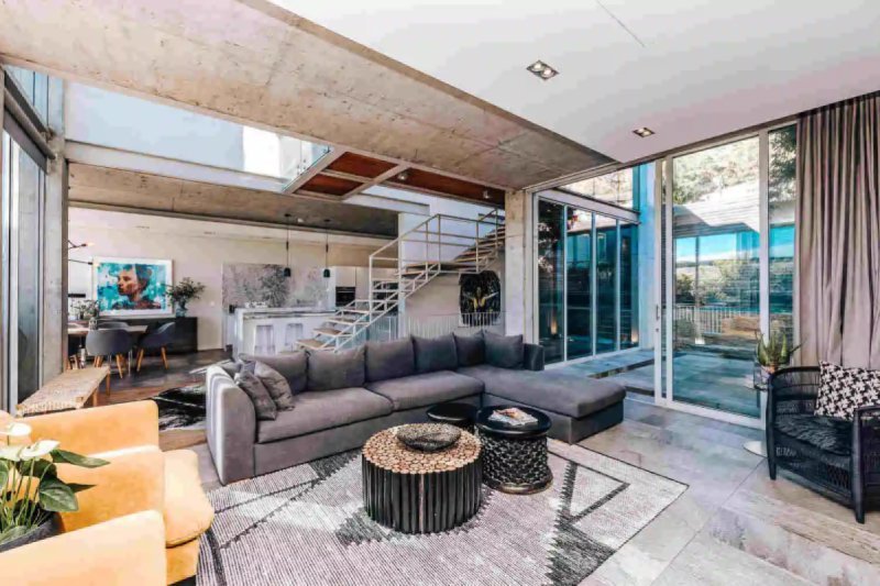 Cube 62 – Stylish 4BR Family Living Villa with a Twist in Bantry Bay