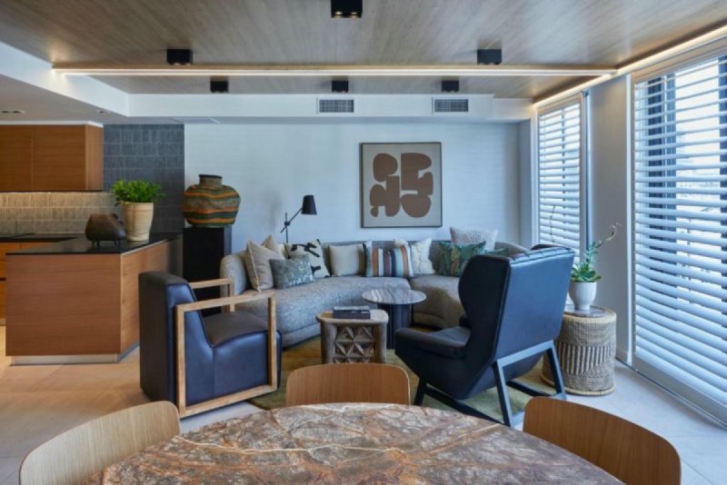 Elysia Penthouse – 3BR Contemporary Luxury with Mountain Views