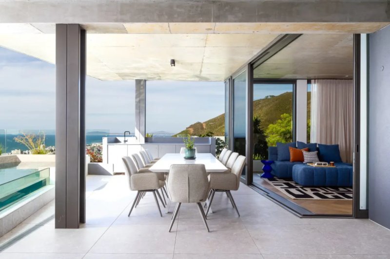 Lavish Light Villa – 4BR Midcentury Modern Luxury with Ocean Views in Fresnaye