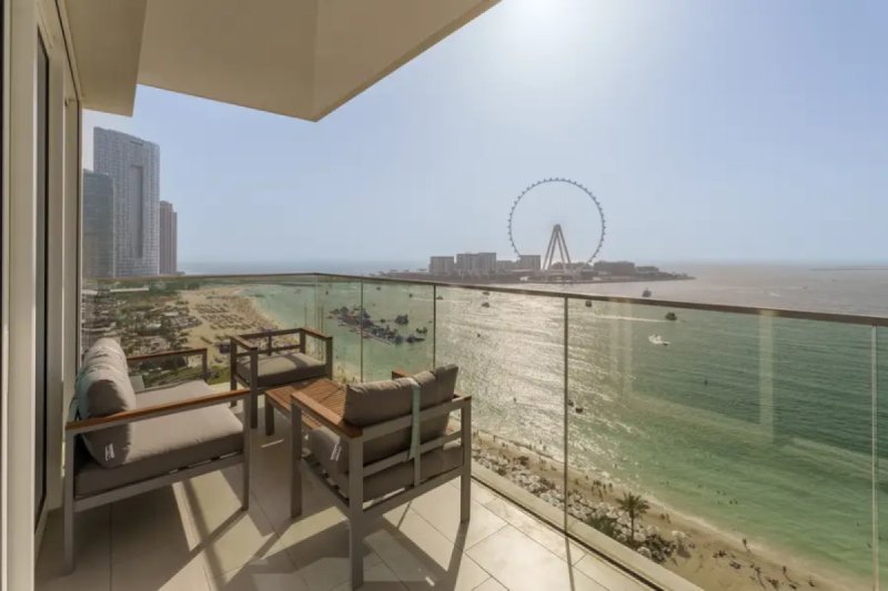 Maison Privee - 3BR Seaside JBR Living w/ Open Sea & Bluewaters Views In La Vie