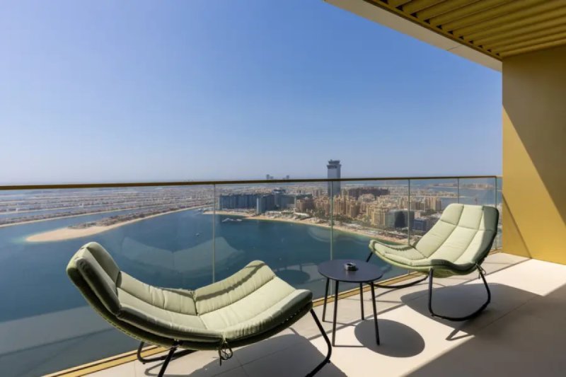 Maison Privee - 2BR Coastal Living w/ Uninterrupted Sea & Palm Views