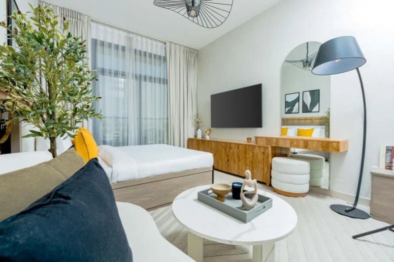 Contemporary Calm Living Space with upscale Facilities
