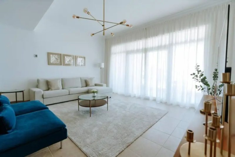 Elegant 1BR Retreat with Ocean Views, In Shoreline Apartments, PalmJumeirah