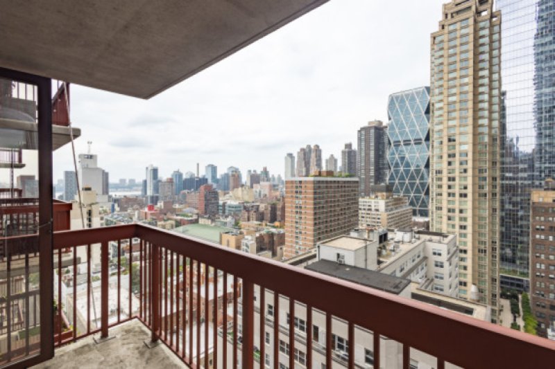 Stunning 2 Beds In The Ellington | 260 west 52nd Street, Midtown Manhattan 