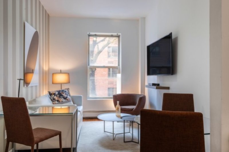 Comfy 1 Bed In 244 East 74th Street, Upper East Side 