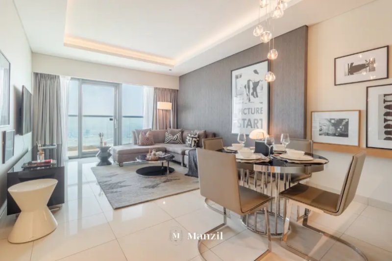 1BR | Damac Paramount | Top-Floor Luxury Living