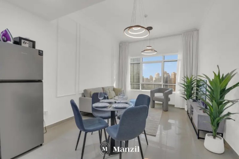 1BR Apartment in Lake City Tower, JLT | 2km to JBR Beach & Blue Waters Dubai