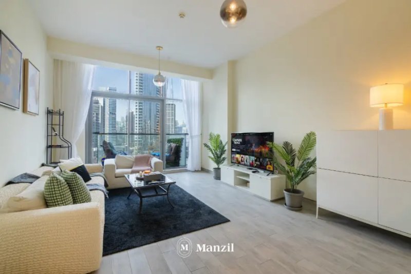 Stylish 1BR Apartment with Canal Views in The Atria Residences, Business Bay