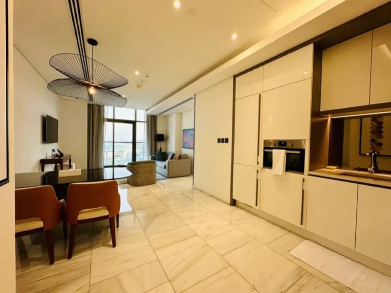 Luxury 2BR Apartment in Palm Jumeirah | Waterfront Living | Th8 Palm