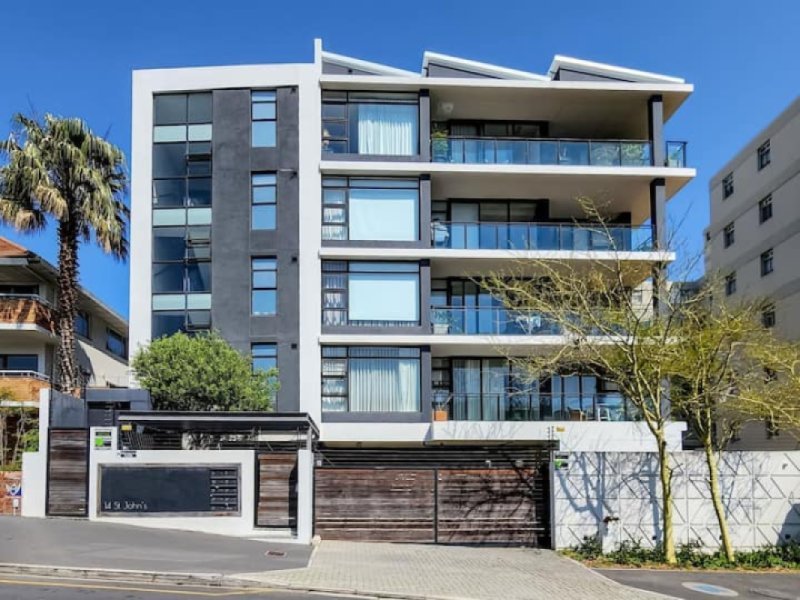 2 Bedrooms Central Gem In the heart of Sea Point