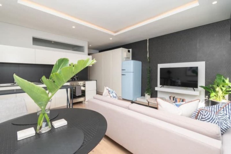 1 Bedroom Gem In The Heart Of Sea Point